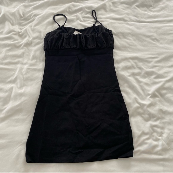 Bodycon Dress with Eyelet and Ruched Detail - Picture 3 of 6